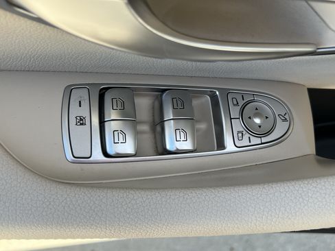 Used 2019 Mercedes-Benz E 300 4MATIC image 15