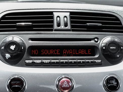 Used 2012 FIAT 500 Sport FWD image 25