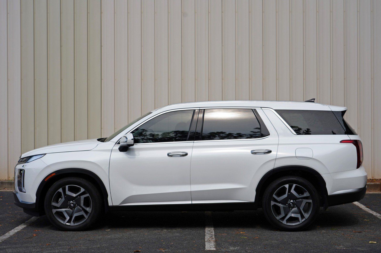 Used 2025 Hyundai Palisade SEL FWD image 46