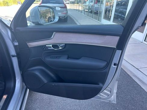 Certified 2025 Volvo XC90 B6 Plus AWD/4WD image 13