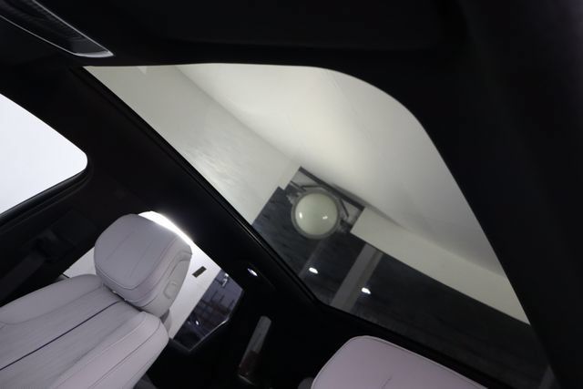 Used 2024 Cadillac Lyriq Sport RWD image 37