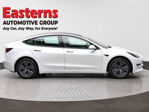 Used 2023 Tesla Model 3 Standard Range RWD image 4