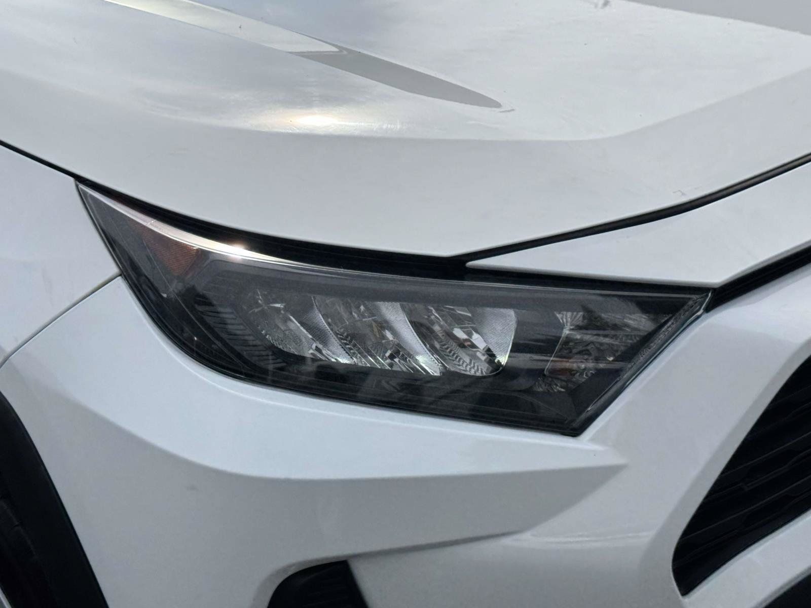 Used 2021 Toyota RAV4 LE AWD/4WD image 7