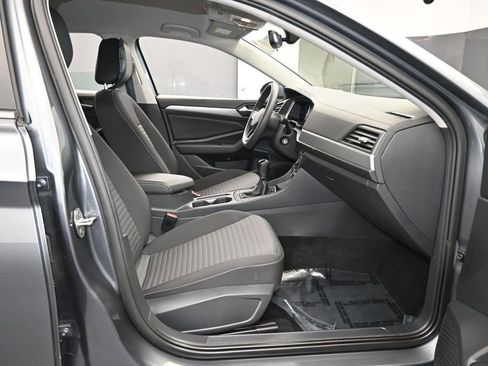 Used 2023 Volkswagen Jetta S image 42