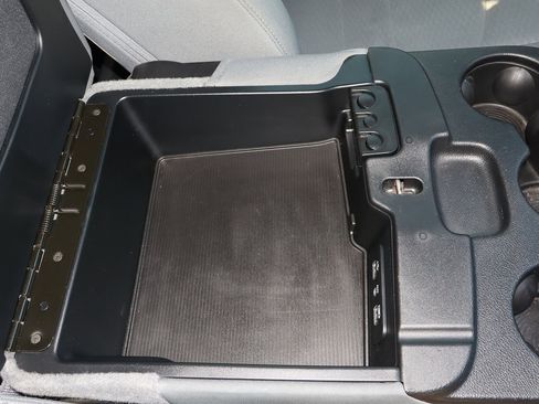 Used 2018 RAM 1500 Tradesman w/ Power & Remote Entry Group image 22