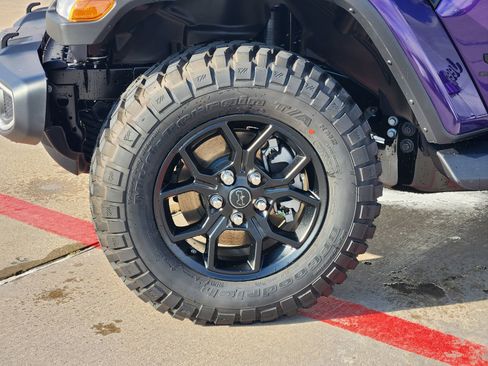 New 2026 Jeep Gladiator Sport image 11