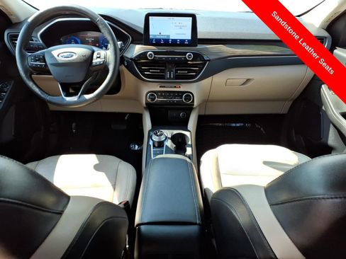 Used 2020 Ford Escape Titanium AWD/4WD image 13