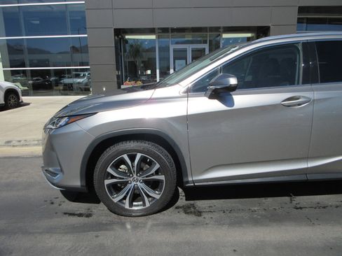 Used 2020 Lexus RX 350 AWD w/ Premium Package image 2