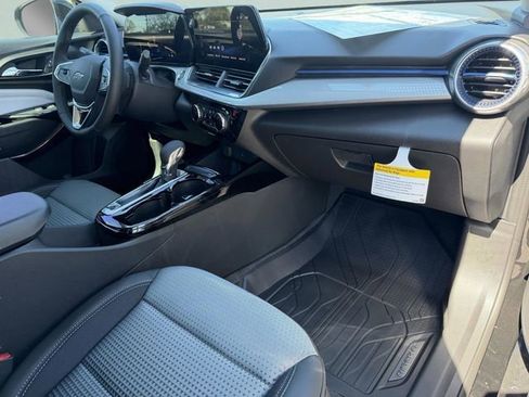 New 2026 Chevrolet Trax LT w/ Driver Confidence Package image 37