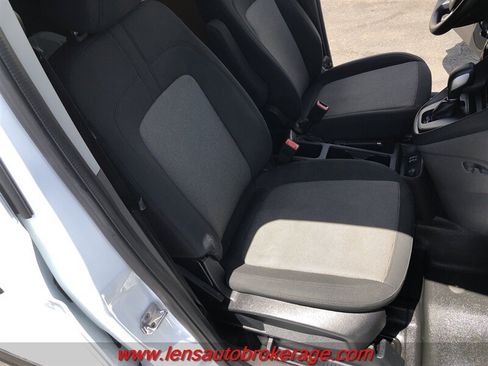 Used 2020 Ford Transit Connect XL FWD image 21