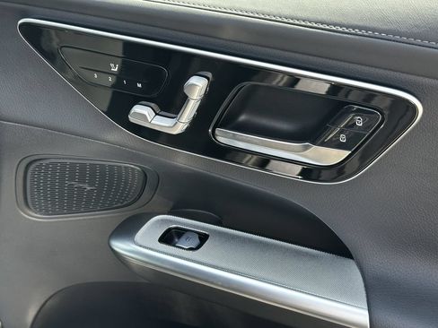 Certified 2025 Mercedes-Benz GLC 350e 4MATIC w/ AMG Line image 17