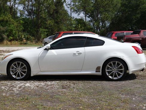 Used 2009 INFINITI G37 Journey w/ Premium Pkg RWD image 3
