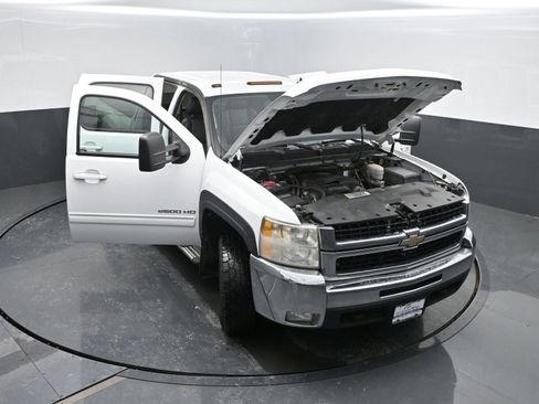 Used 2009 Chevrolet Silverado 2500 LTZ w/ Safety Package image 44