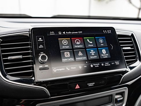 Used 2024 Honda Ridgeline Black Edition image 31