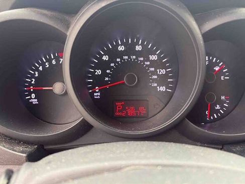 Used 2013 Kia Soul FWD image 11