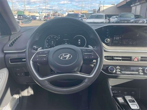 Used 2023 Hyundai Sonata Limited image 14