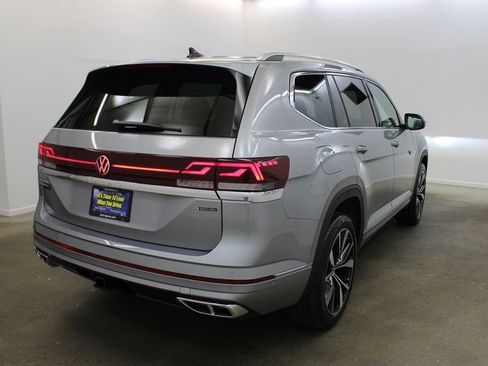 New 2026 Volkswagen Atlas SEL Premium R-Line image 5