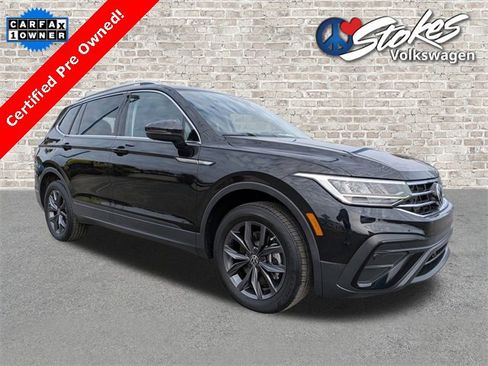 Certified 2023 Volkswagen Tiguan SE w/ Panoramic Sunroof Package image 2