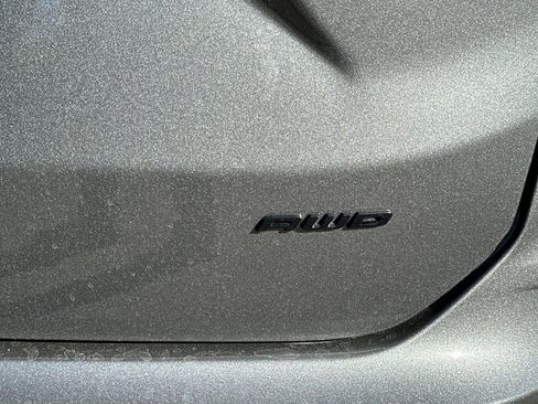 Used 2024 Ford Edge SE w/ Black Appearance Package AWD/4WD image 46