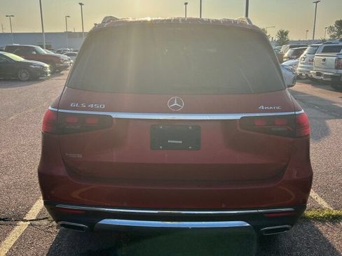 Used 2024 Mercedes-Benz GLS 450 4MATIC image 18
