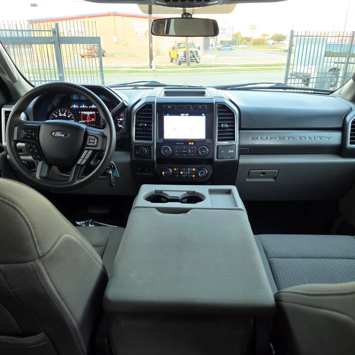 Used 2019 Ford F250 XLT w/ XLT Premium Package AWD/4WD image 25
