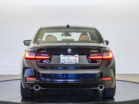 Used 2026 BMW 330i xDrive Sedan w/ Premium Package AWD/4WD image 3
