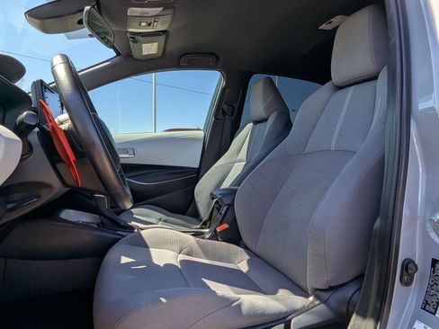 Used 2022 Toyota Corolla SE image 7
