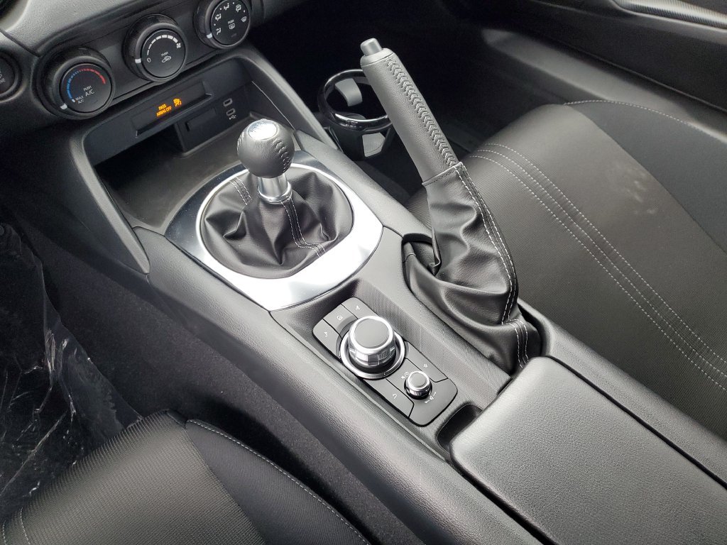 New 2026 MAZDA MX-5 Miata Sport w/ Appearance Package RWD image 25