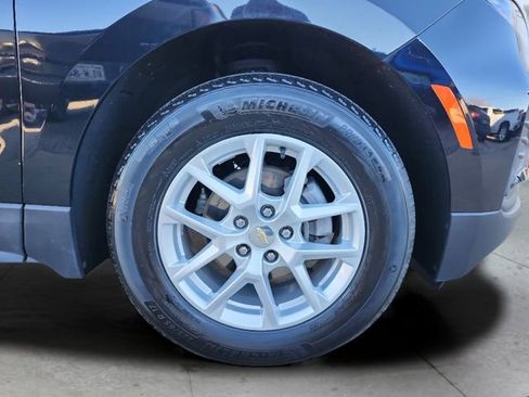 Certified 2024 Chevrolet Equinox LS image 28