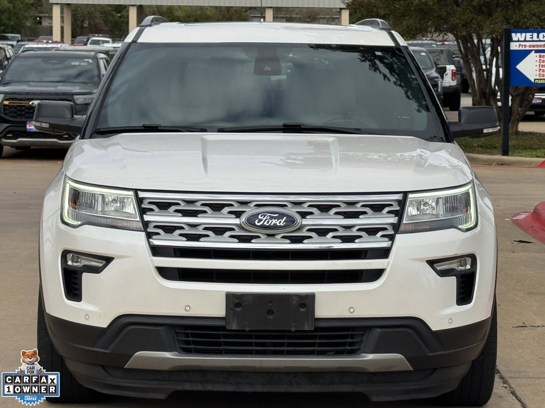 Used 2019 Ford Explorer XLT w/ Equipment Group 202A FWD image 10