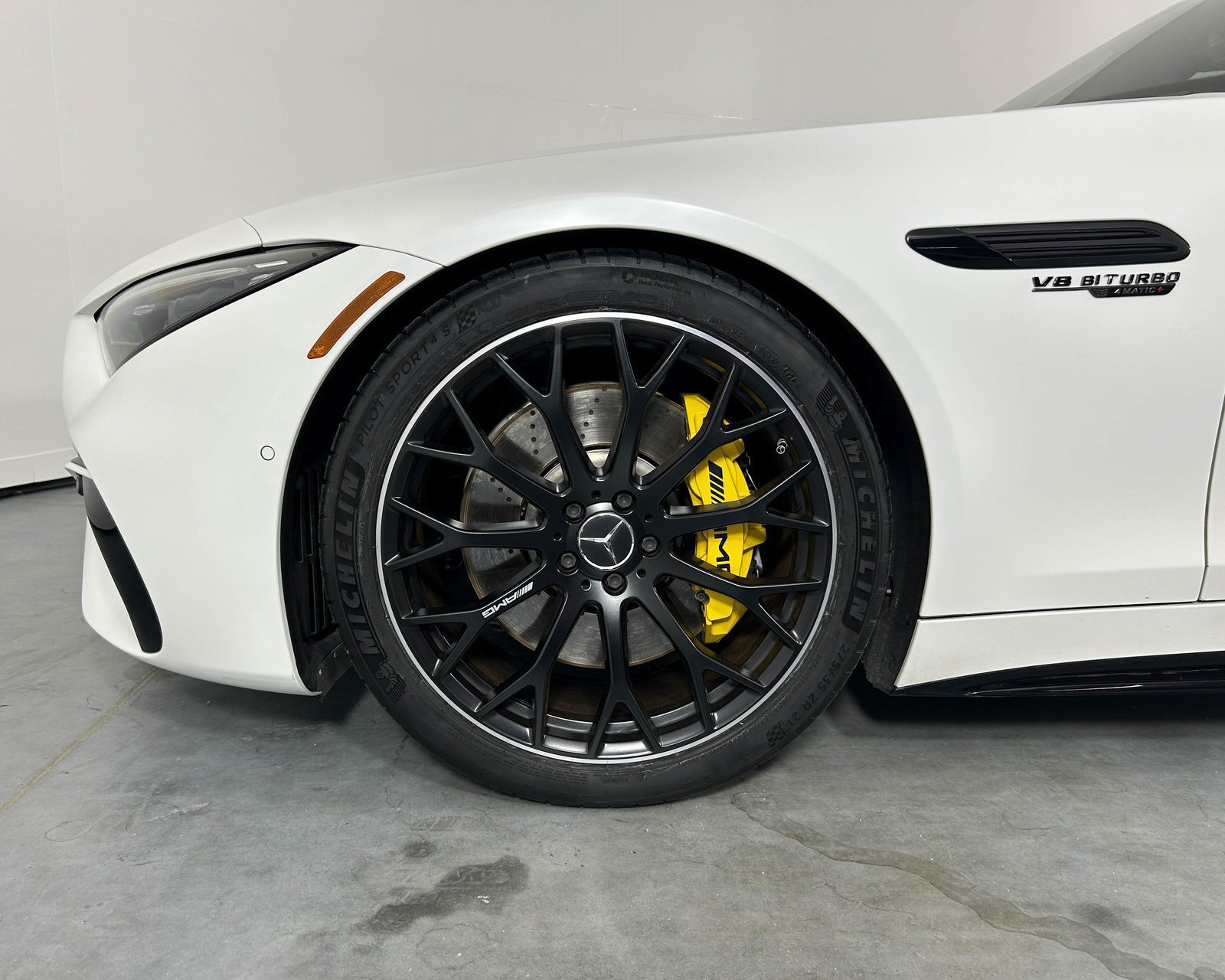 Used 2022 Mercedes-Benz SL 63 AMG 4MATIC image 20