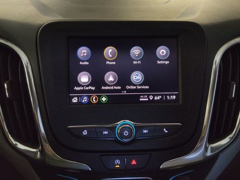 Used 2023 Chevrolet Equinox LT image 25