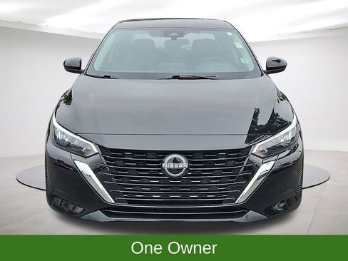Used 2024 Nissan Sentra SV FWD image 2