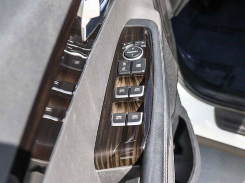 Used 2019 Kia Sorento EX image 30