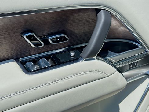 New 2026 Land Rover Range Rover SE AWD/4WD image 23