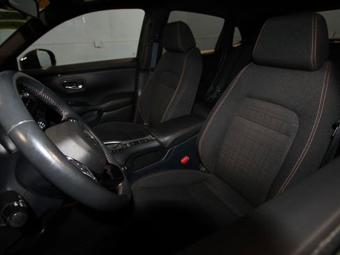 Used 2023 Honda HR-V Sport image 4