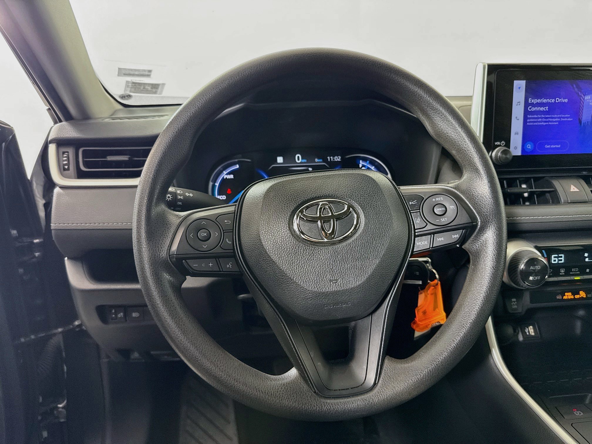 Used 2025 Toyota RAV4 LE AWD/4WD image 12