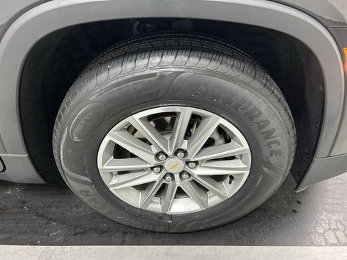 Certified 2023 Chevrolet Traverse LT w/ LPO, Floor Liner Package AWD/4WD image 8