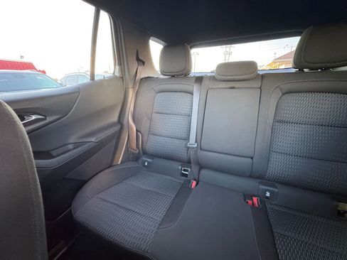 Used 2025 Chevrolet Equinox LT image 38