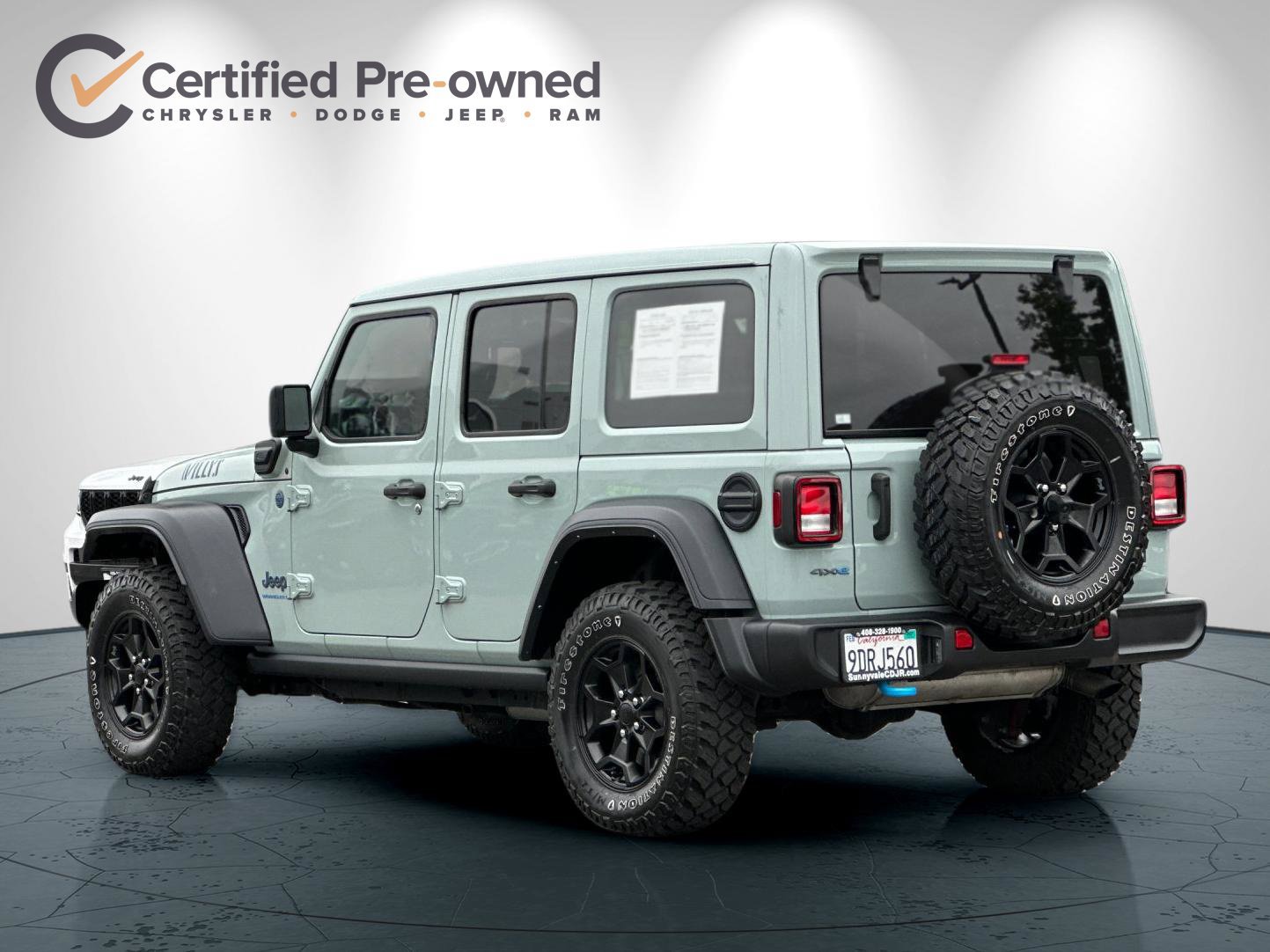 Used 2023 Jeep Wrangler Unlimited w/ Sun & Screen Package AWD/4WD image 6