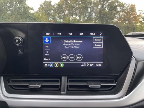 Used 2025 Chevrolet Trax LS w/ LS Convenience Package image 25