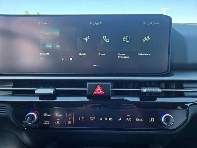 New 2027 Kia Sportage LX FWD image 11