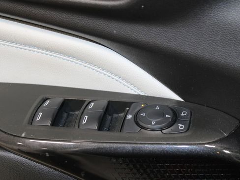 Used 2024 Chevrolet Trax LT image 22