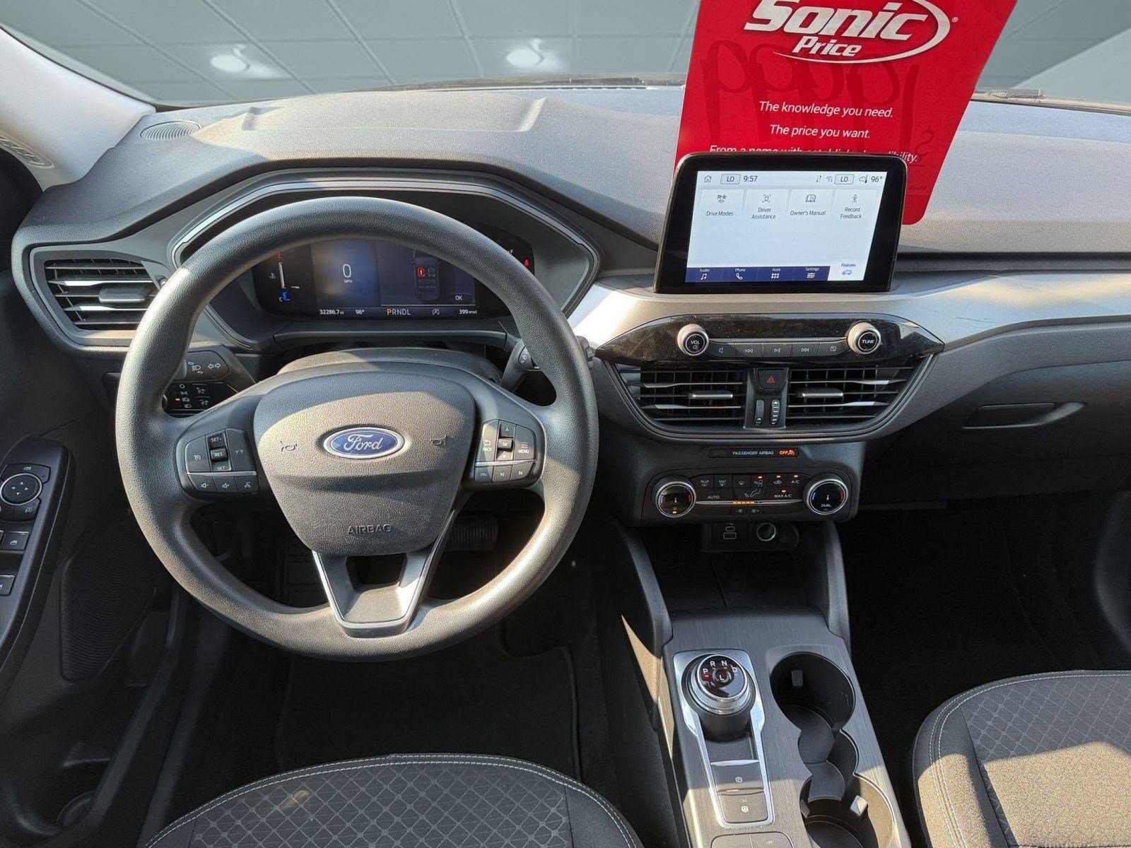 Used 2025 Ford Escape Active FWD image 32