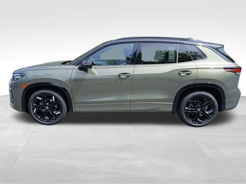 New 2026 Volkswagen Tiguan SE R-Line image 2