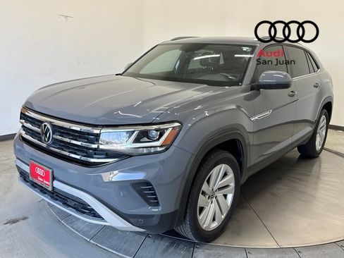 Used 2022 Volkswagen Atlas Cross Sport SE w/ Panoramic Sunroof Package image 3