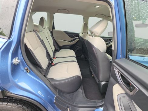Used 2023 Subaru Forester AWD/4WD image 19
