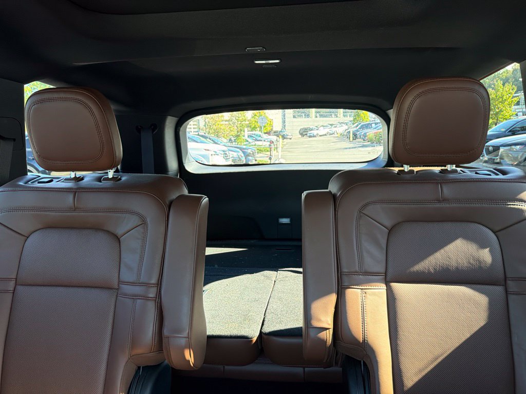 Used 2024 Lincoln Aviator Reserve w/ Elements Package Plus AWD/4WD image 16