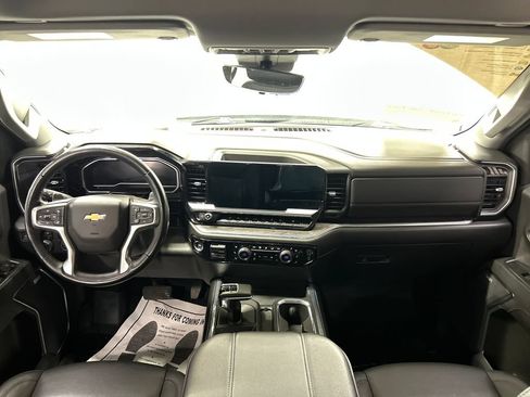 Used 2024 Chevrolet Silverado 1500 LTZ w/ LTZ Premium Package AWD/4WD image 7