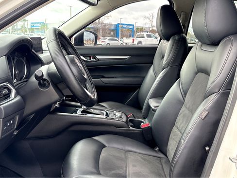 Used 2019 MAZDA CX-5 Touring image 17